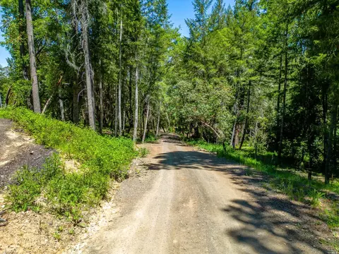 470 Grove St, Willits, CA 95490 photo 19
