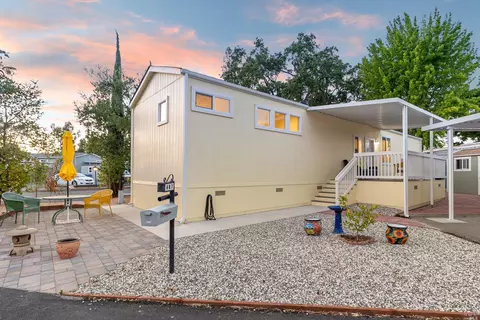 407 San Paulo Way, Novato, CA 94949