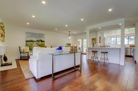 357 Laurel Leaf Pl, Santa Rosa, CA 95409