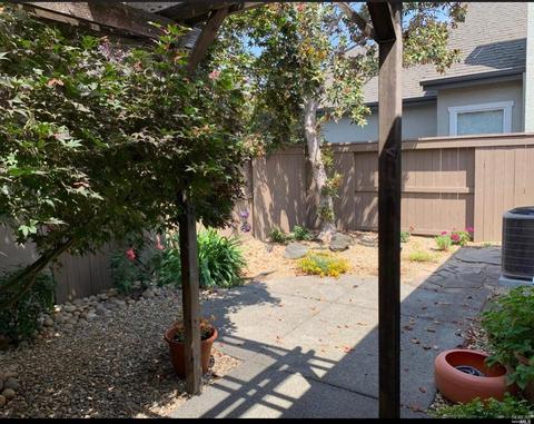 831 Cab Calloway Ct, Windsor, CA 95492 photo 5