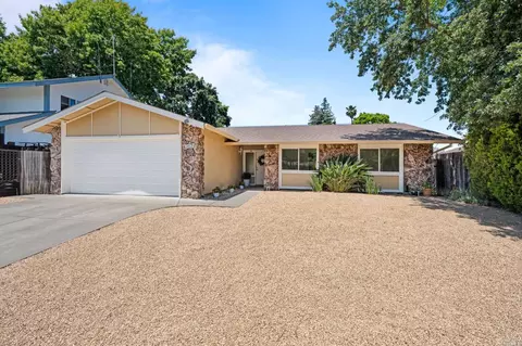 2462 Vine Hill Dr, Napa, CA 94558