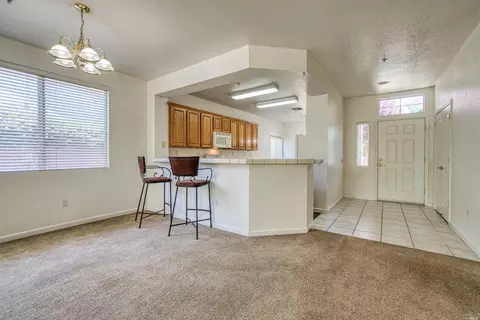 104 W Brookside Dr, Cloverdale, CA 95425 photo 9