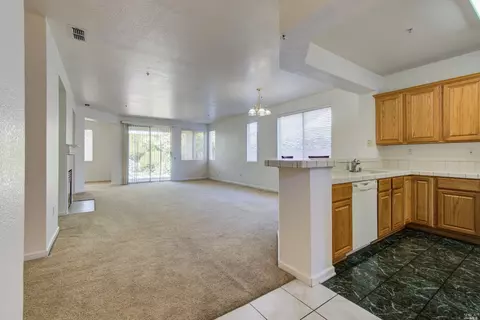 104 W Brookside Dr, Cloverdale, CA 95425 photo 8