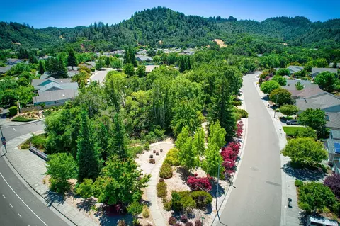 104 W Brookside Dr, Cloverdale, CA 95425 photo 36