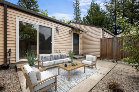 1630 Yardley St, Santa Rosa, CA 95403