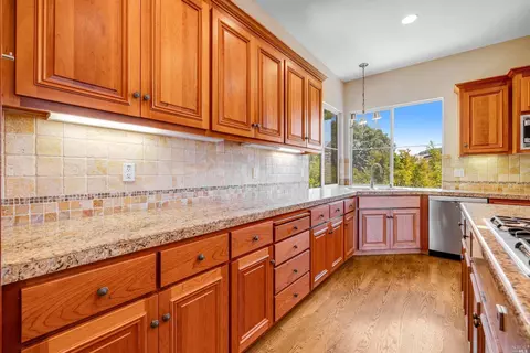 12 Jerome Ct, Petaluma, CA 94952 photo 19