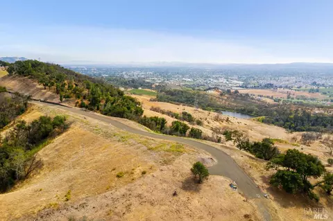 3951 Flintridge Dr, Santa Rosa, CA 95403