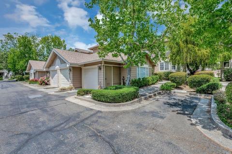 42 Bridle Path Ln, Novato, CA 94945
