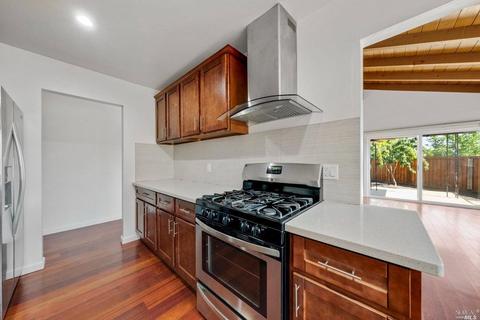 238 Barcelona St, Vallejo, CA 94591 photo 12