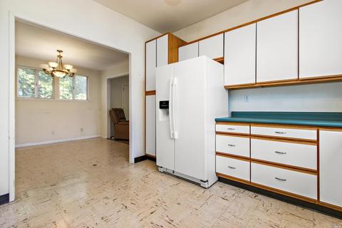 335 Pinole Ave, Rodeo, CA 94572 photo 15