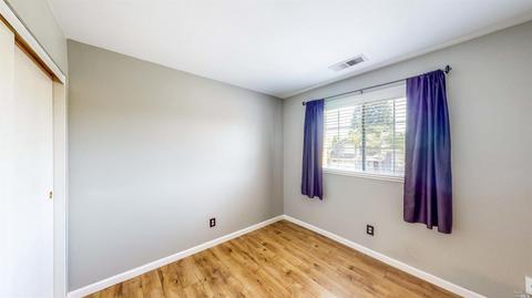 9404 Lazy Creek Dr, Windsor, CA 95492 photo 28