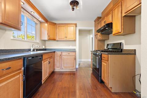 760 Palm Ave, Martinez, CA 94553 photo 8