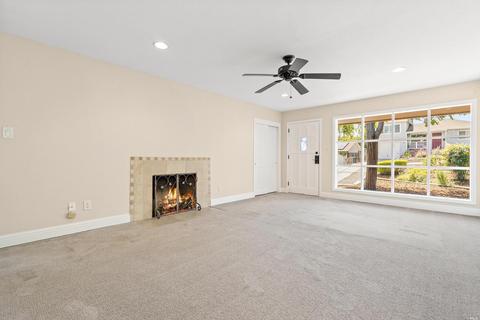 760 Palm Ave, Martinez, CA 94553 photo 3
