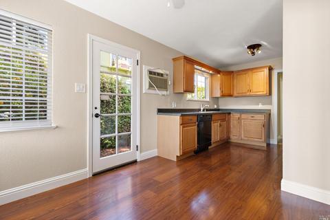 760 Palm Ave, Martinez, CA 94553 photo 9