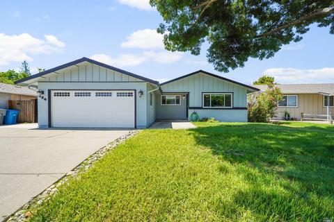 104 Clark Way, Vacaville, CA 95687