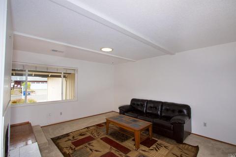 1704 Sarkesian Dr, Petaluma, CA 94954 photo 6