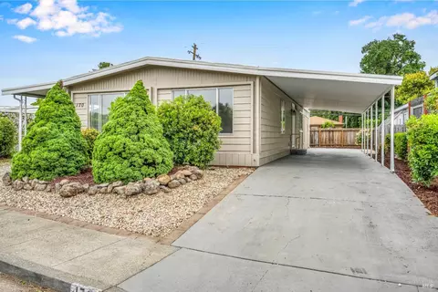 170 Westgate Cir, Santa Rosa, CA 95401