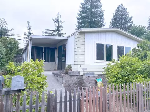 5 Chelsea Cir, Cloverdale, CA 95425