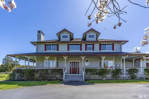 6301 Highland Pl, Sebastopol, CA 95472
