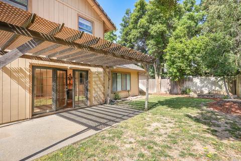 305 Holly Ct, Dixon, CA 95620 photo 40