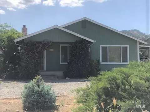 2865 Robin Ln, Clearlake, CA 95422