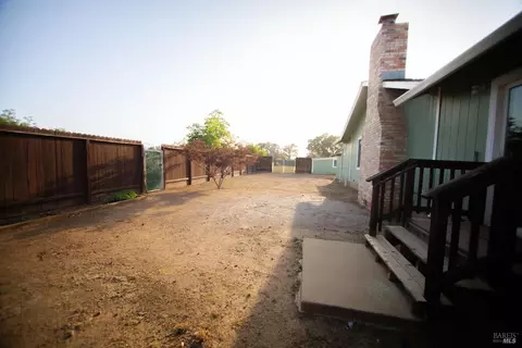 2865 Robin Ln, Clearlake, CA 95422 photo 4