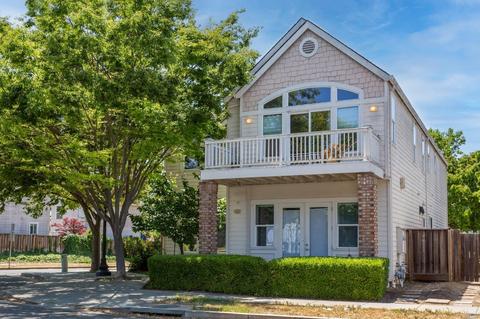 1018 Kellogg St, Suisun City, CA 94585
