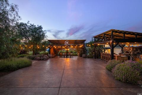 7395 Starr Rd, Windsor, CA 95492 photo 2