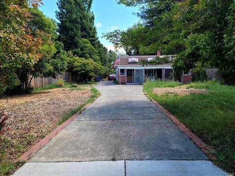 2115 Vineyard Rd, Novato, CA 94947
