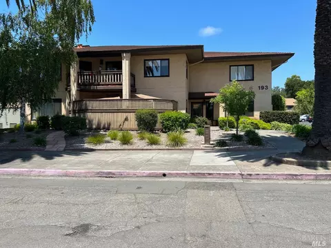 193 W Verano Ave #102, Sonoma, CA 95476