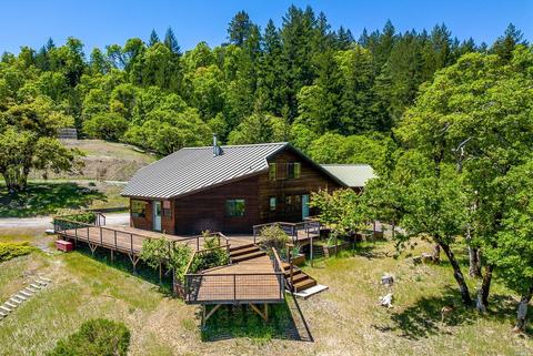 56297 Registered Guest Rd, Laytonville, CA 95454