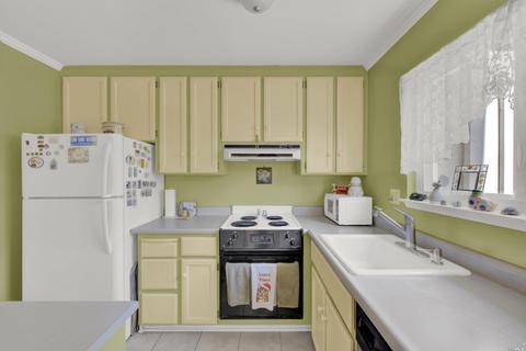 1544 Schenone Ct #E, Concord, CA 94521 photo 7