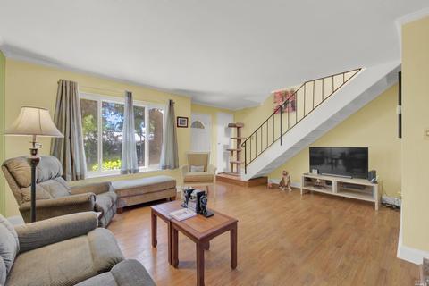 1544 Schenone Ct #E, Concord, CA 94521 photo 2