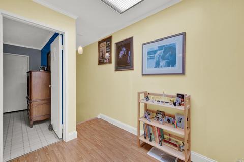 1544 Schenone Ct #E, Concord, CA 94521 photo 11