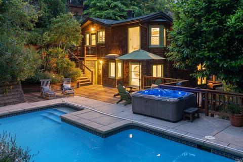 365 Scenic Rd, Fairfax, CA 94930