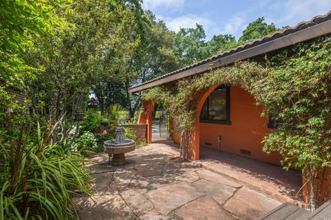 472 Crivelli Dr, Sonoma, CA 95476 photo 5