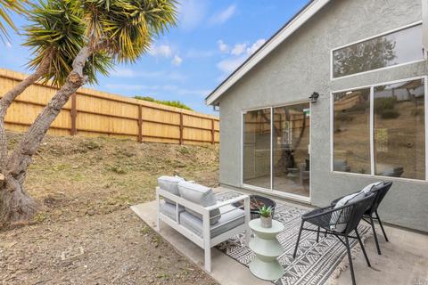 450 Carousel Dr, Vallejo, CA 94589 photo 37