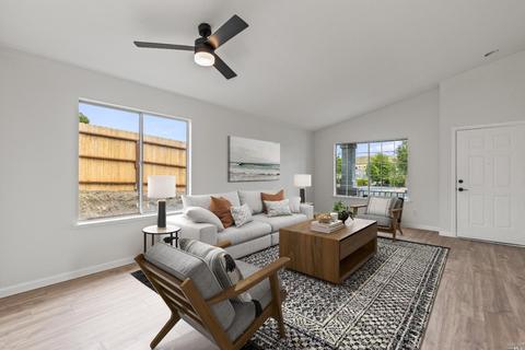 450 Carousel Dr, Vallejo, CA 94589 photo 4