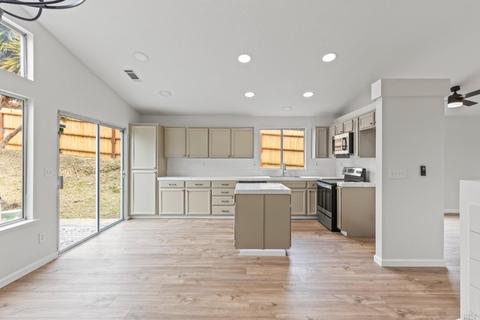 450 Carousel Dr, Vallejo, CA 94589 photo 15