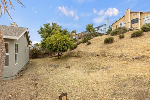450 Carousel Dr, Vallejo, CA 94589 photo 39