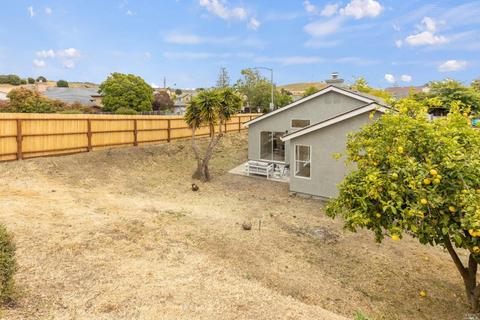 450 Carousel Dr, Vallejo, CA 94589 photo 41
