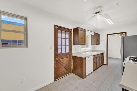 1342 Delwood St, Vallejo, CA 94591 photo 44