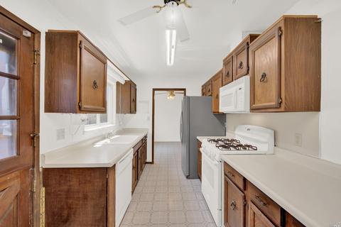 1342 Delwood St, Vallejo, CA 94591 photo 41