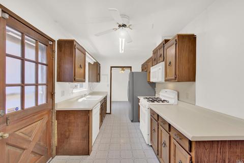 1342 Delwood St, Vallejo, CA 94591 photo 42