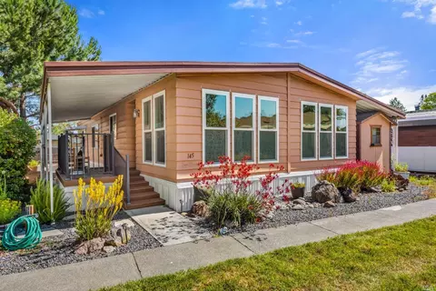 145 Chapala Dr, Santa Rosa, CA 95403