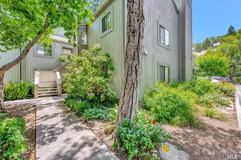 114 Oriole Cir, Novato, CA 94949