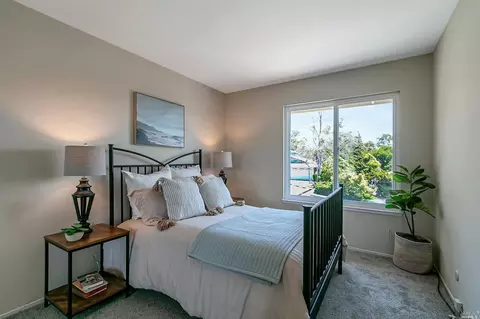 1487 Granada St, Vallejo, CA 94591 photo 17