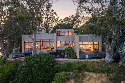 2 De Silva Island Dr, Mill Valley, CA 94941