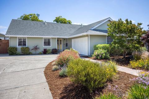 66 San Benito Way, Novato, CA 94945