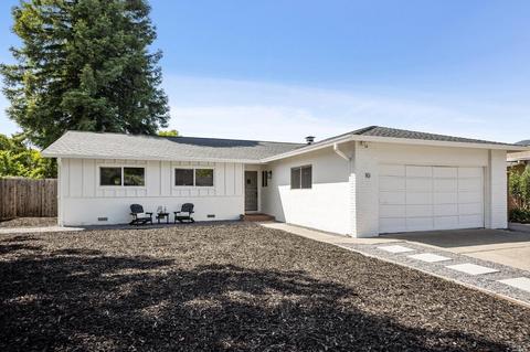10 Saint Paul Cir, Novato, CA 94947